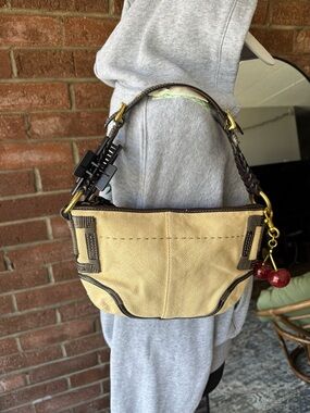 Vintage Coach SoHo Straw Shoulder bag